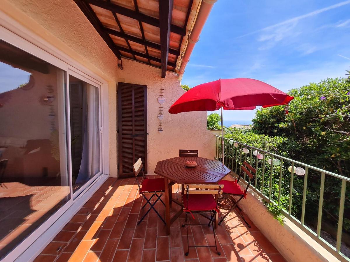 Bel Appartement Renove, Avec Terrasse Et Piscine ลาครัว-วัลแมร์ ภายนอก รูปภาพ