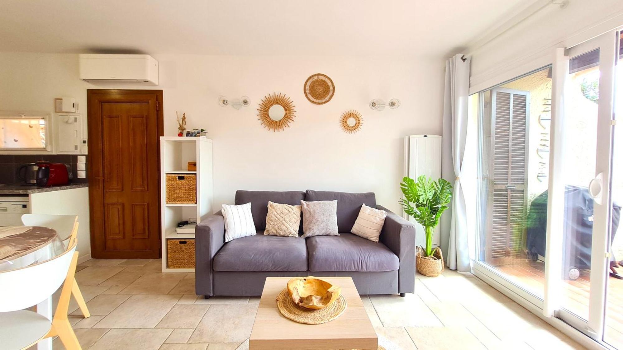Bel Appartement Renove, Avec Terrasse Et Piscine ลาครัว-วัลแมร์ ภายนอก รูปภาพ